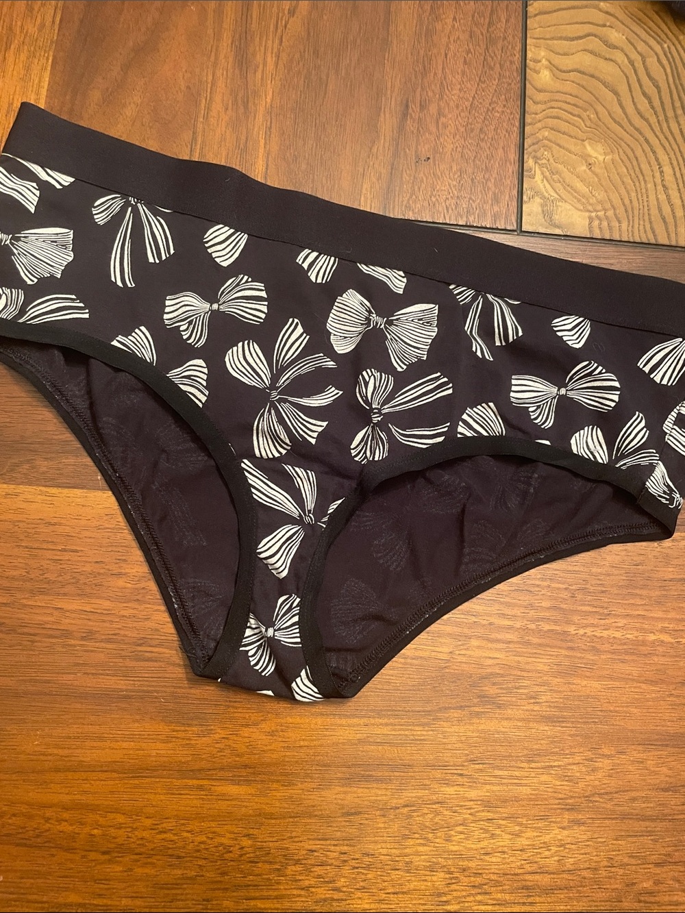 torrid Black, Navy & Gray Assorted Hipster Panty 5-Pack M23 - Picture 6 of 11